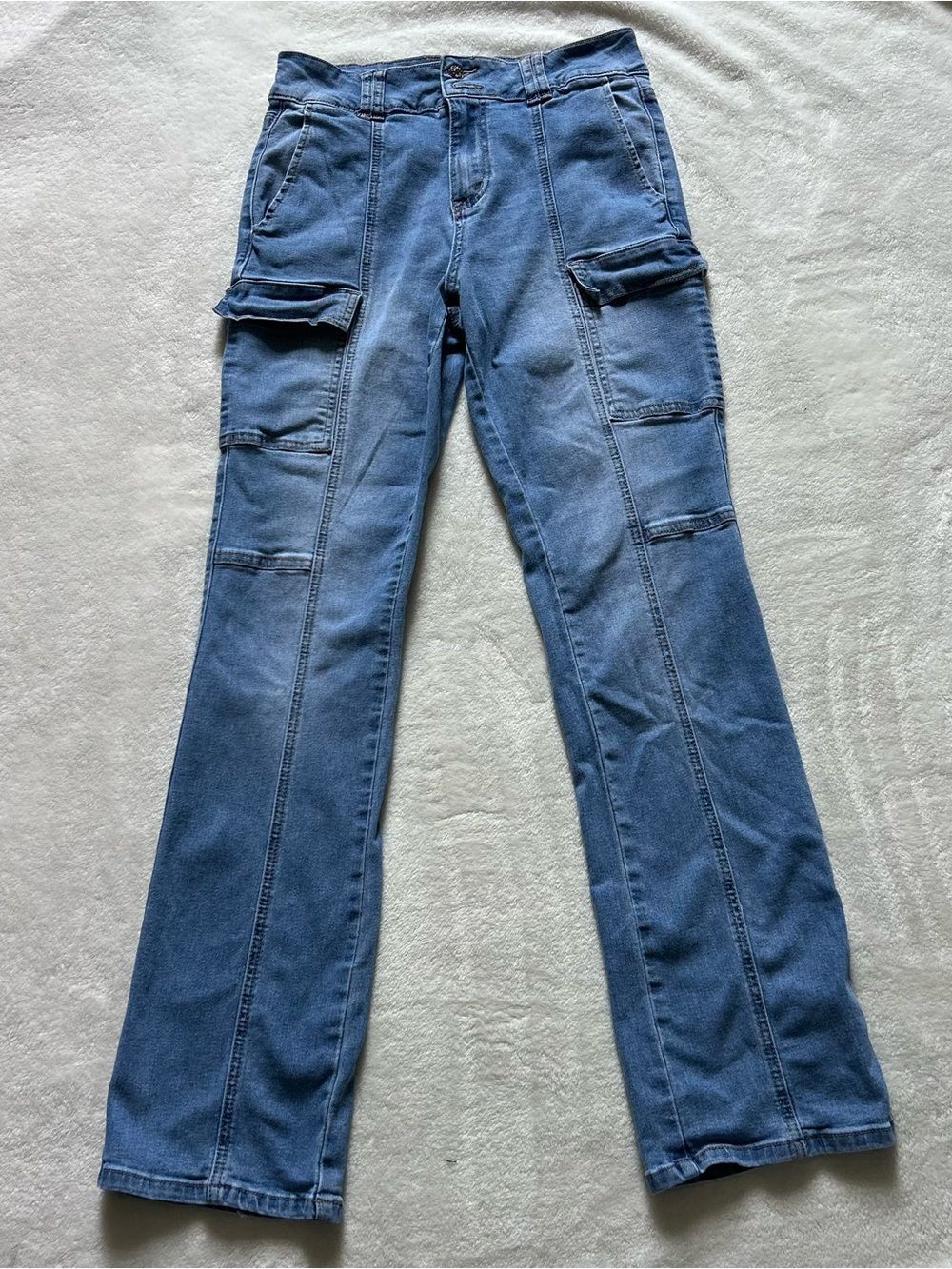 Madden NYC Skater Cargo Flare Women’s Jeans Front Seam Cargo Pockets Size 8 - Picture 2 of 15